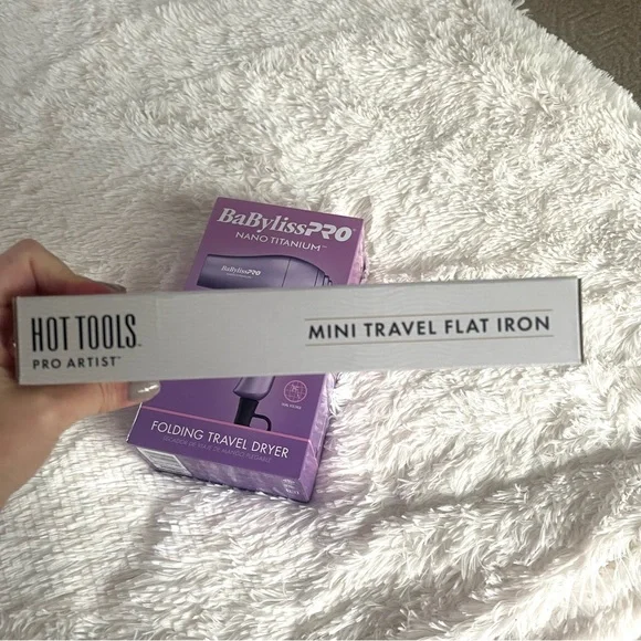BaByliss Pro mini travel dryer and Hot Tools mini travel flat iron - Picture 6 of 7